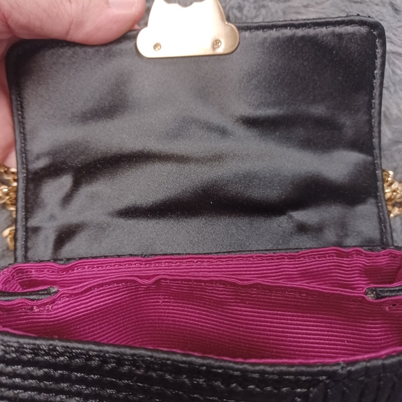 Talbots Black Purse with Gold Chain shoulder bag or crossbody 5" × 5 - Picture 9 of 10